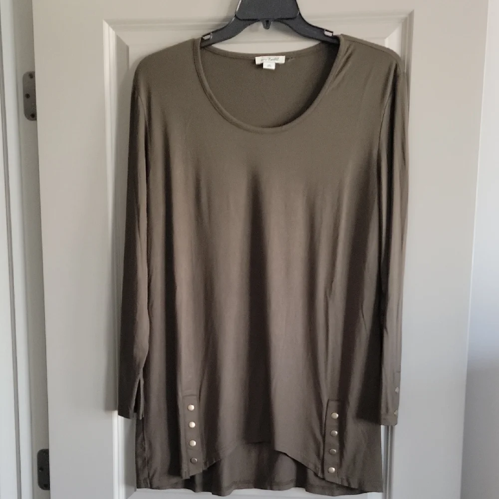 Long Sleeve Tops with Button Accents- Bundle - Picture 2 of 7